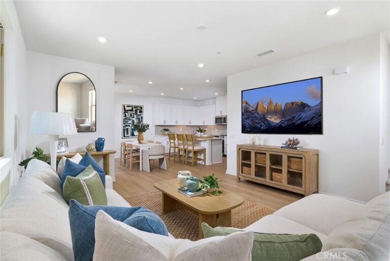 1302 W North Pinecrest Paseo, Ontario
