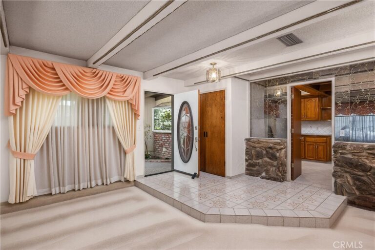 13021 Vista, Rancho Cucamonga