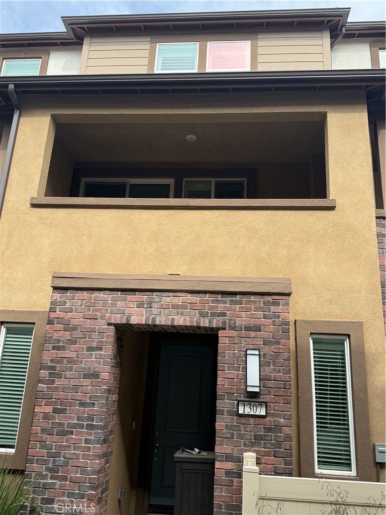 1307 Nimbus, Pomona