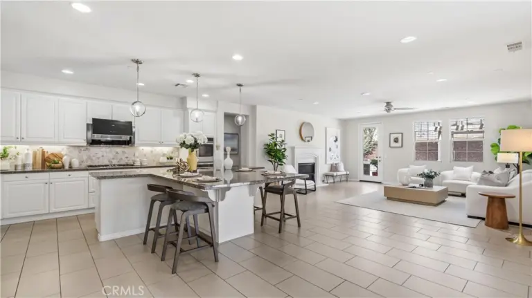 13256 Eaglebluff Lane, Eastvale
