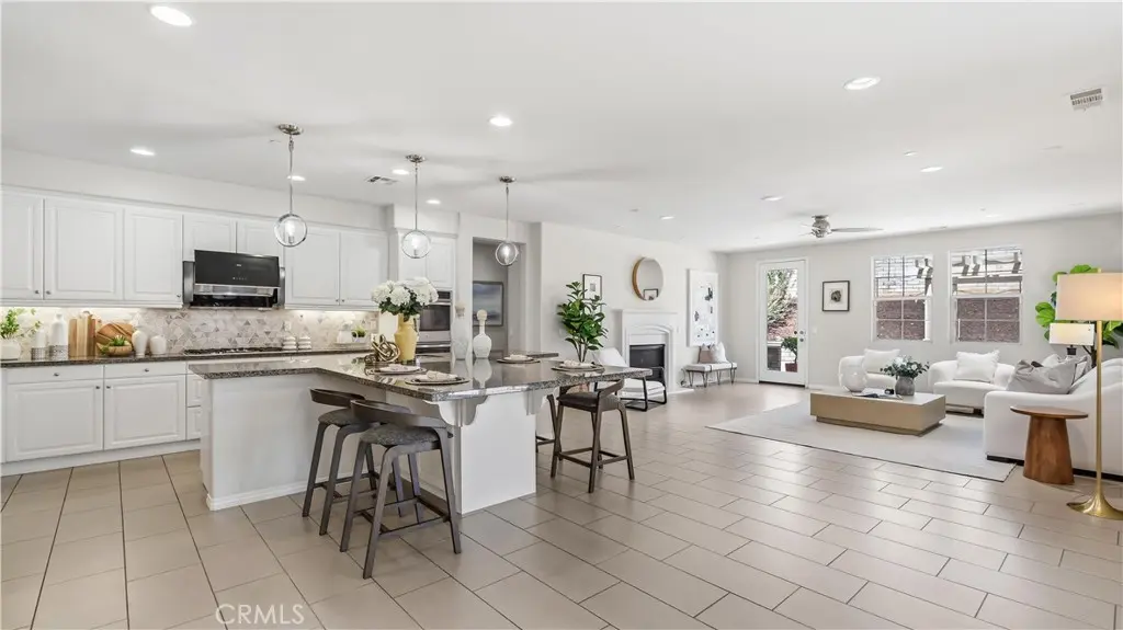 13256 Eaglebluff Lane, Eastvale