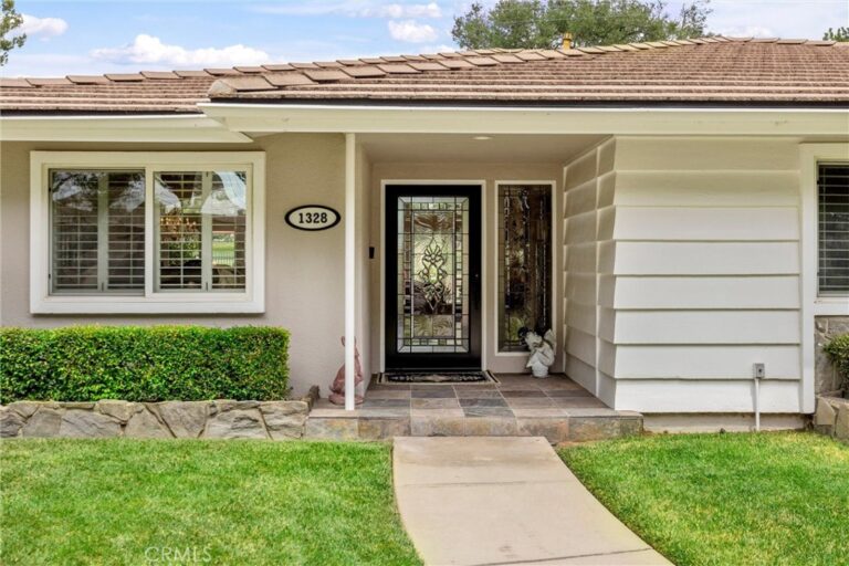 1328 Loma Sola, Upland