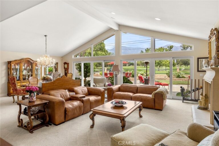 1328 Loma Sola, Upland