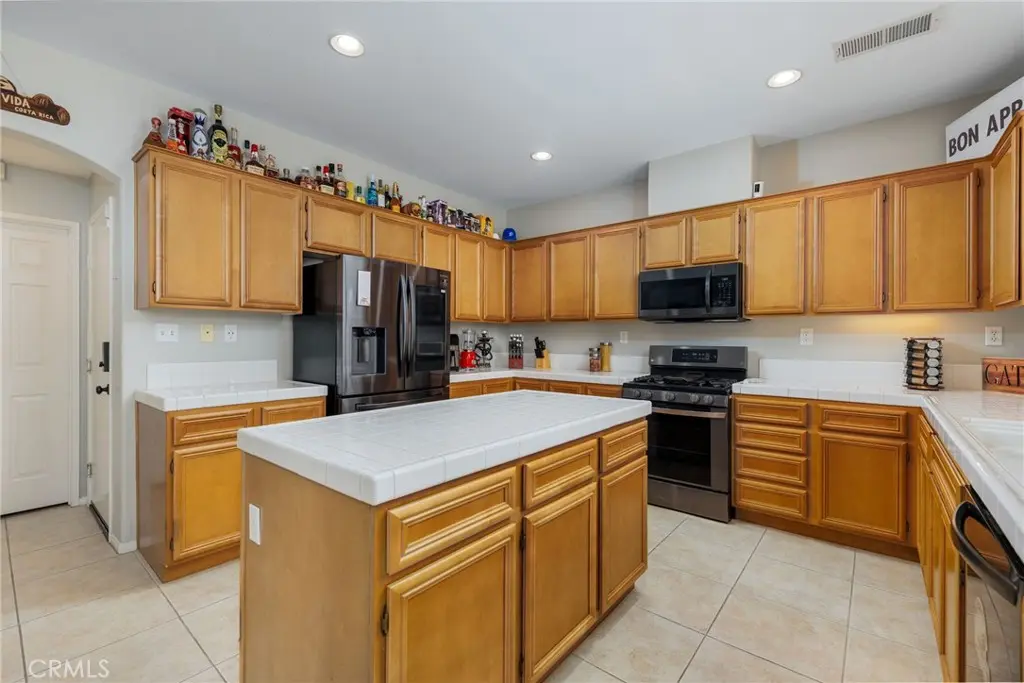 13293 Lilyrose Street, Eastvale