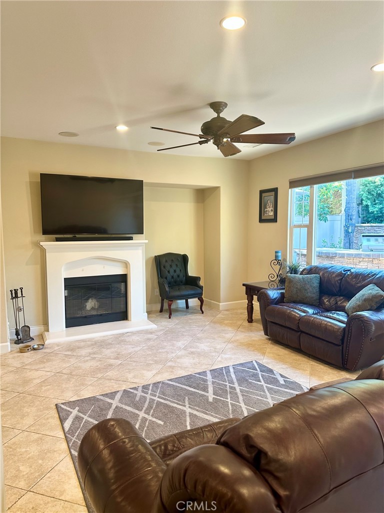 1341 Cole Lane, Upland
