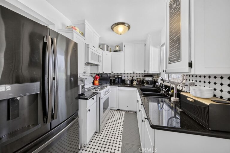 1344 Bonita, La Verne