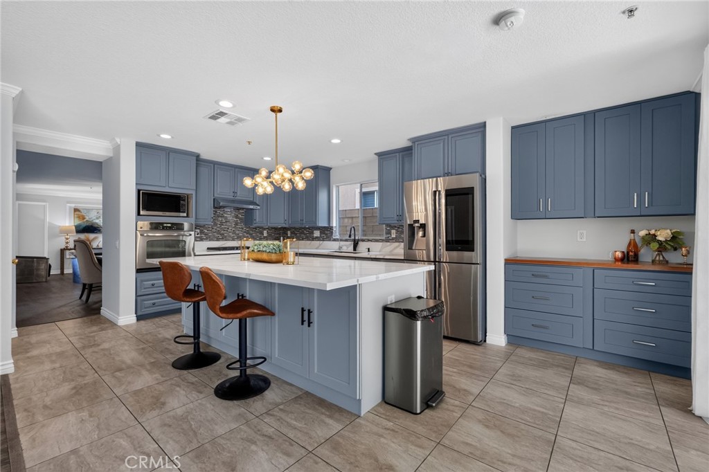 13444 Cumberland Pl, Fontana