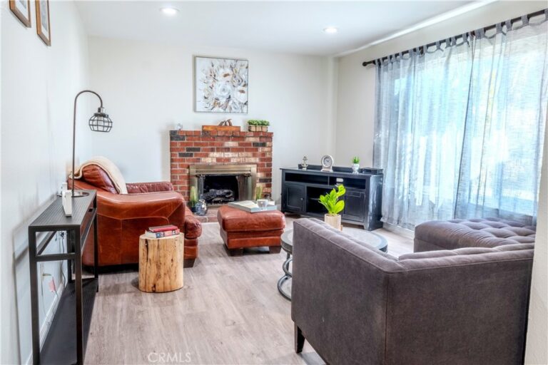 1355 N Orange Avenue, Ontario