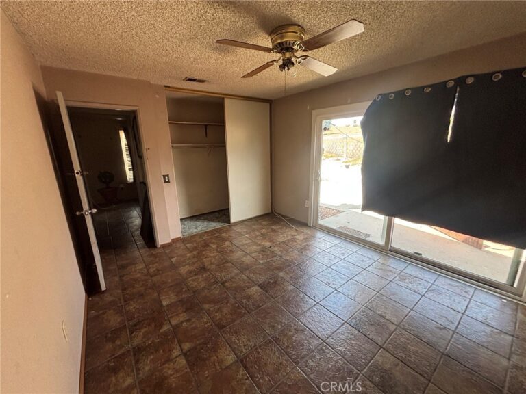 1355 N Placer Avenue, Ontario