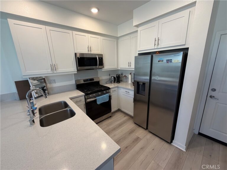 1364 Anise Way, Upland