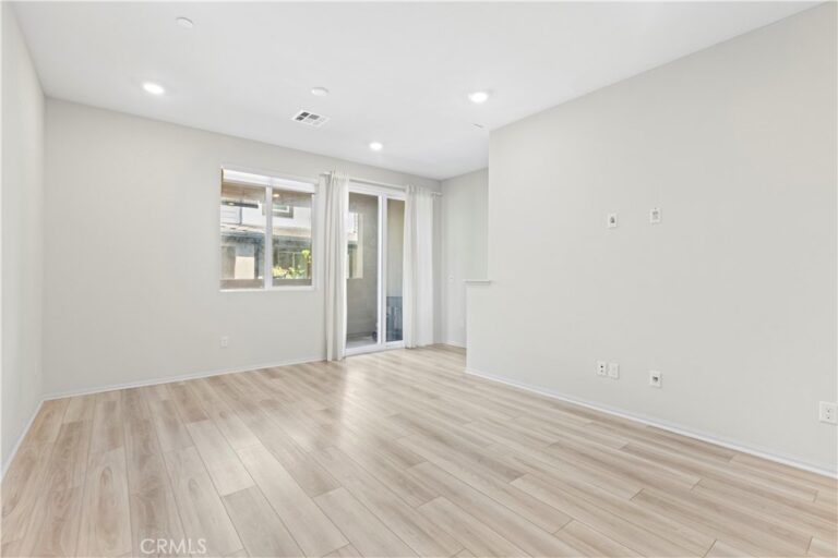1371 Nimbus Court, Pomona