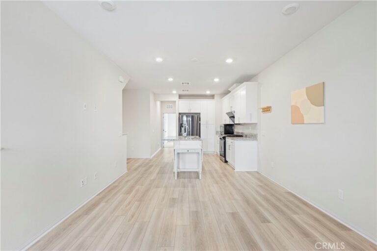 1371 Nimbus Court, Pomona