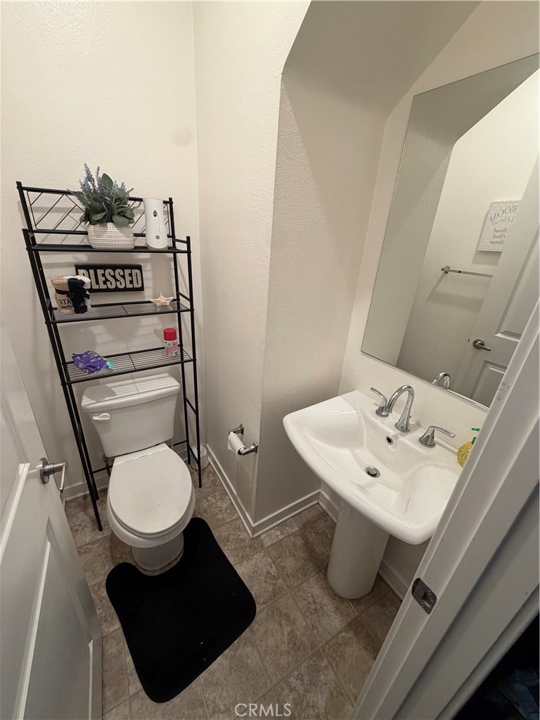1374 Chervil Way, Upland