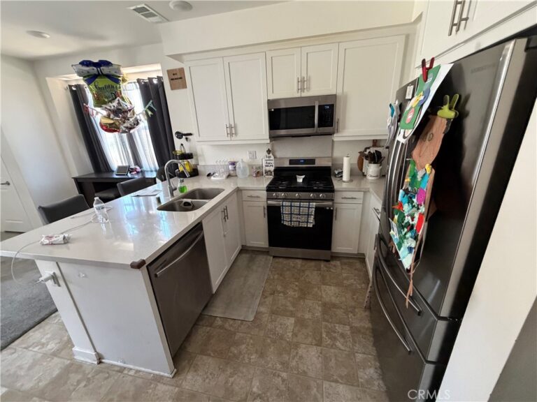 1374 Chervil Way, Upland