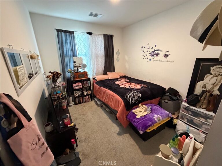 1374 Chervil Way, Upland