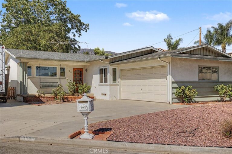 138 N Vecino Avenue, Glendora