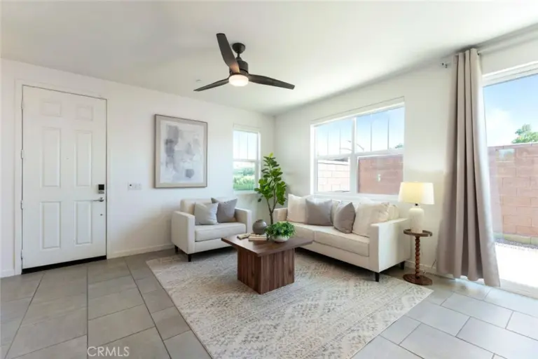 13803 La Pradera, Eastvale