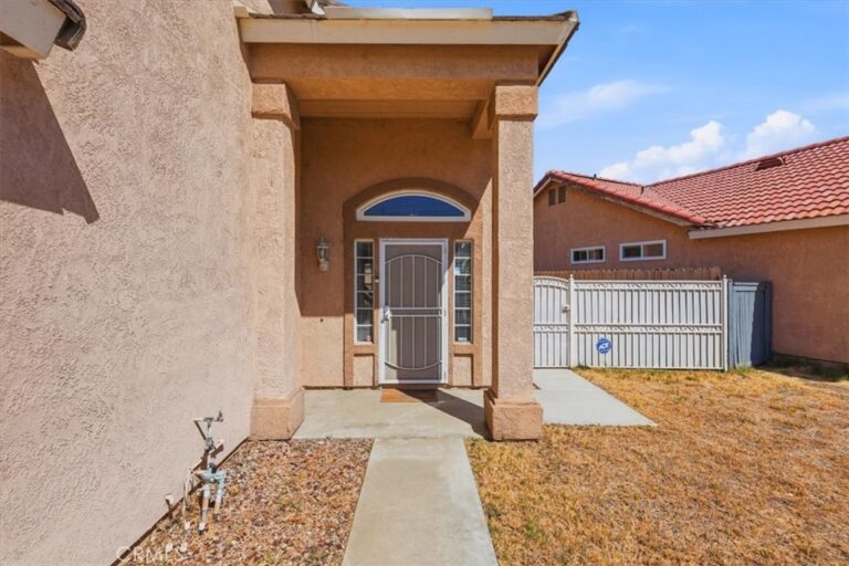 13962 Green Vista, Fontana