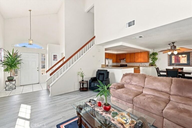 13962 Green Vista, Fontana