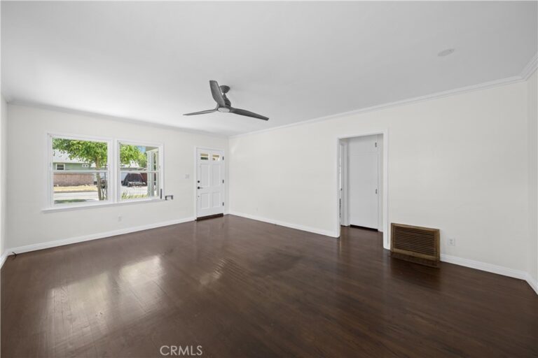 141 S Minnesota Avenue, Glendora