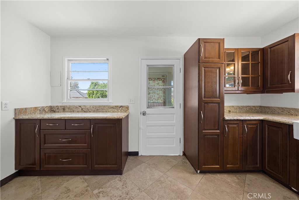 141 S Minnesota Avenue, Glendora