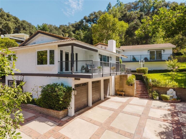 142 Crescent Glen Drive, Glendora