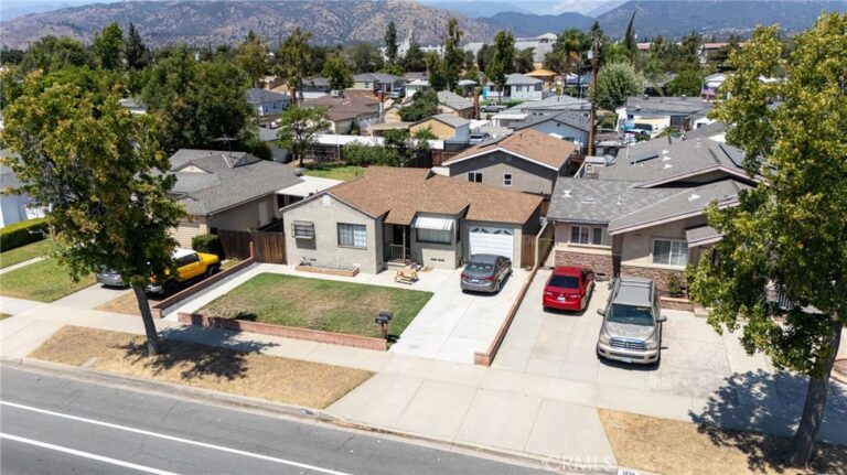 1421 Bonita, La Verne