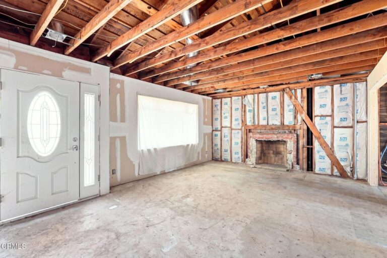 1423 W 8th Street, Upland