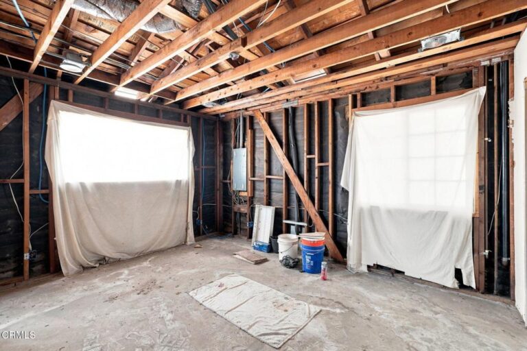 1423 W 8th Street, Upland