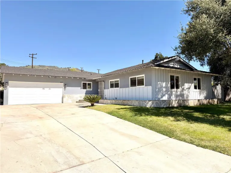 1429 Underhill Terrace, Glendora