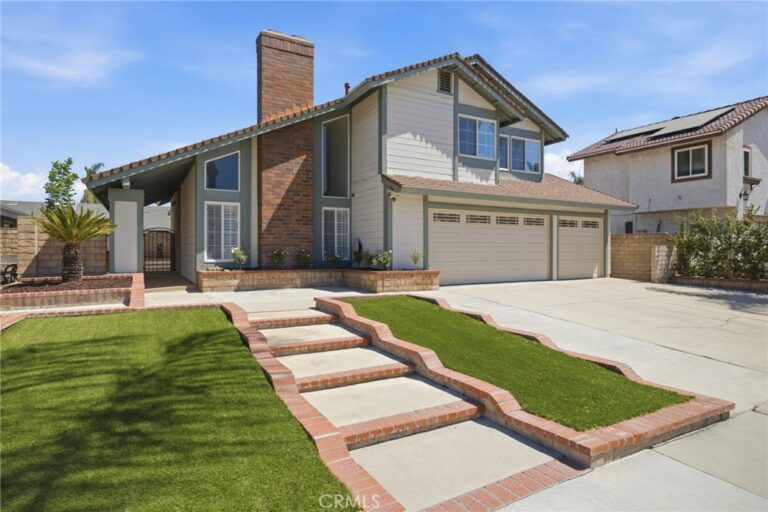 1437 E Cottonwood Street, Ontario