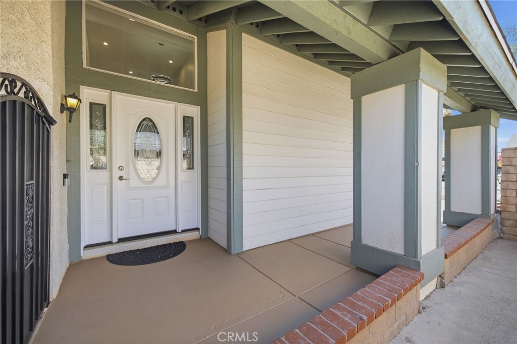 1437 E Cottonwood Street, Ontario