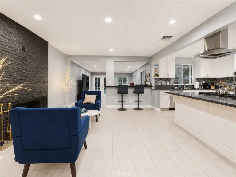1437 E Vine, West Covina