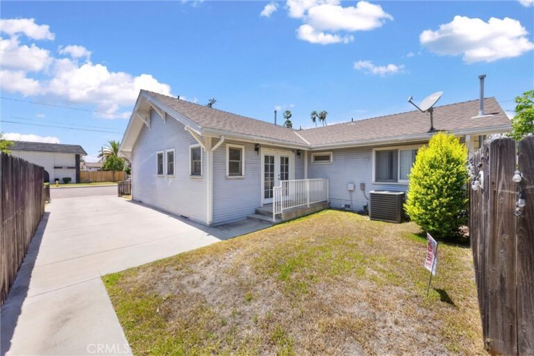 1451 1455 3rd Street, La Verne
