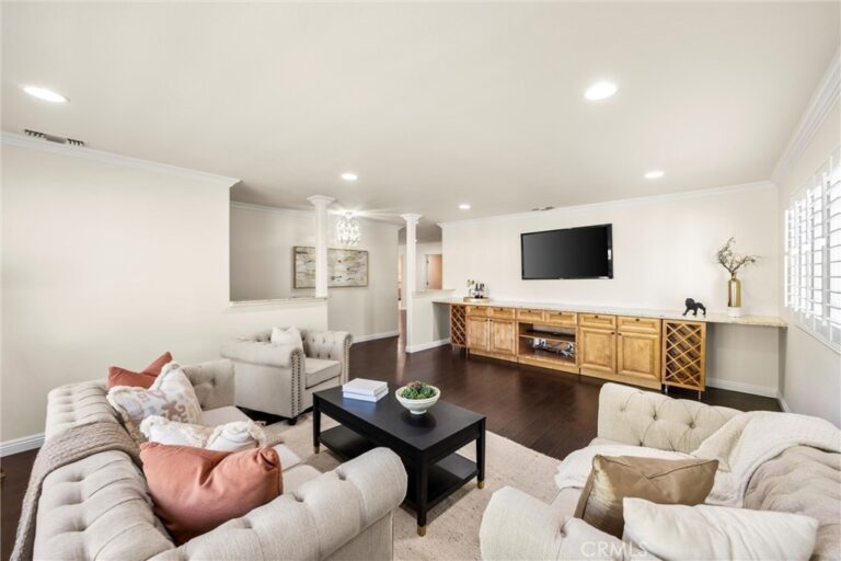 1459 Alta, Upland