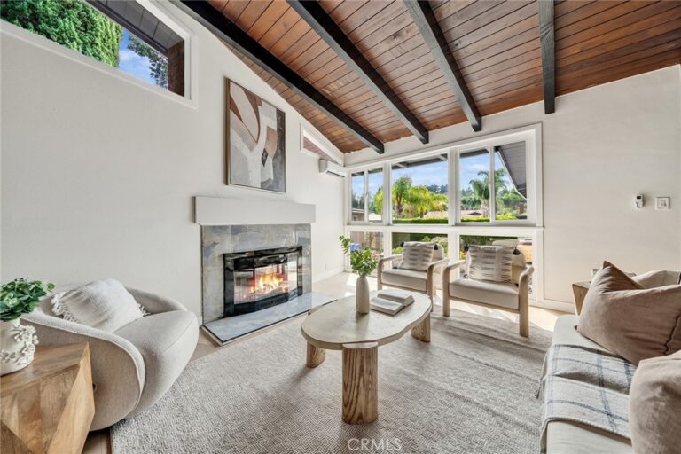 1460 Hacienda Place, Pomona