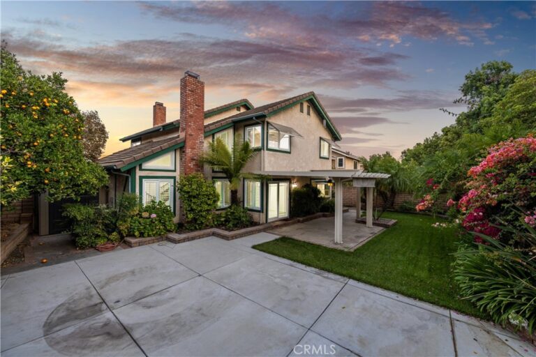 1460 Via Corona, La Verne