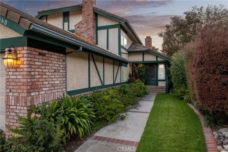 1460 Via Corona, La Verne