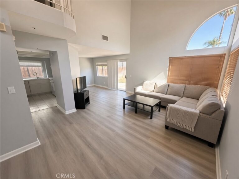14932 Dandelion Court, Fontana