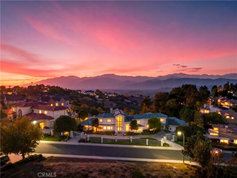 1527 Calle Cristina, San Dimas