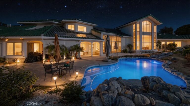 1527 Calle Cristina, San Dimas