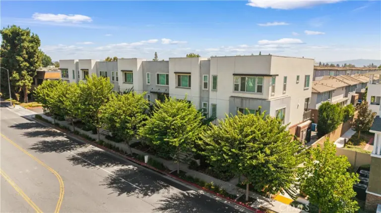1530 W Cameron, West Covina