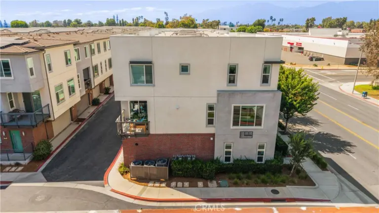 1530 W Cameron, West Covina