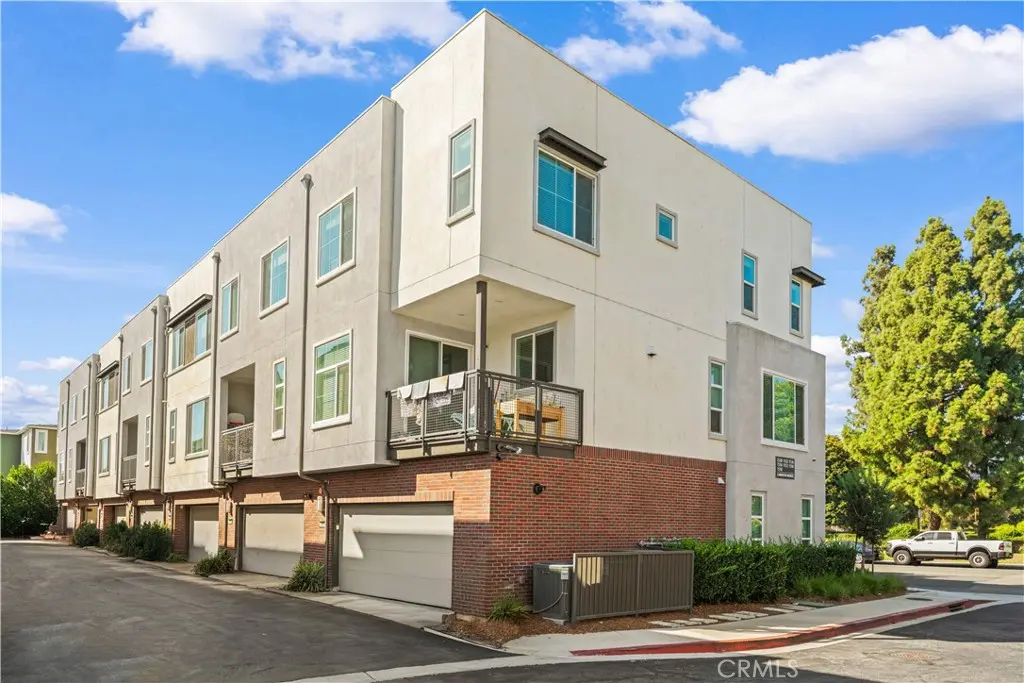 1530 W Cameron, West Covina