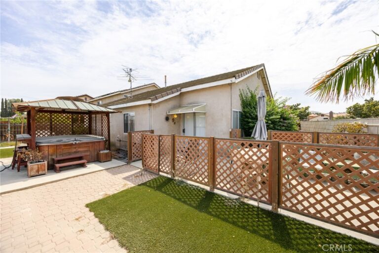 15332 Bolero, Fontana