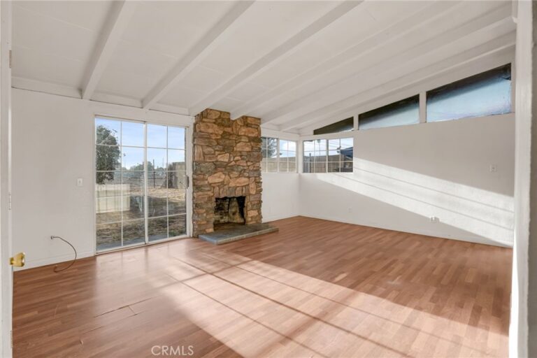 1538 Amador Ave, Ontario