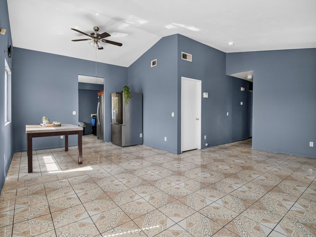 15393 Holly Drive, Fontana