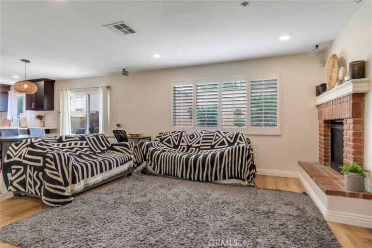 15454 Hoover Lane, Fontana