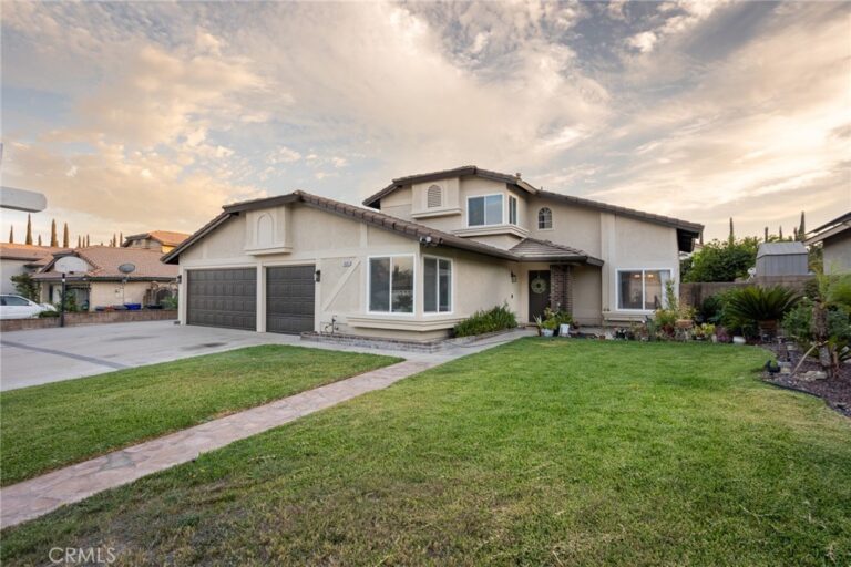 1551 W Via Bello Drive, Rialto