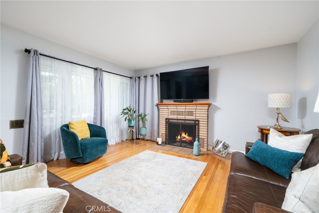 1552 Hacienda Place, Pomona
